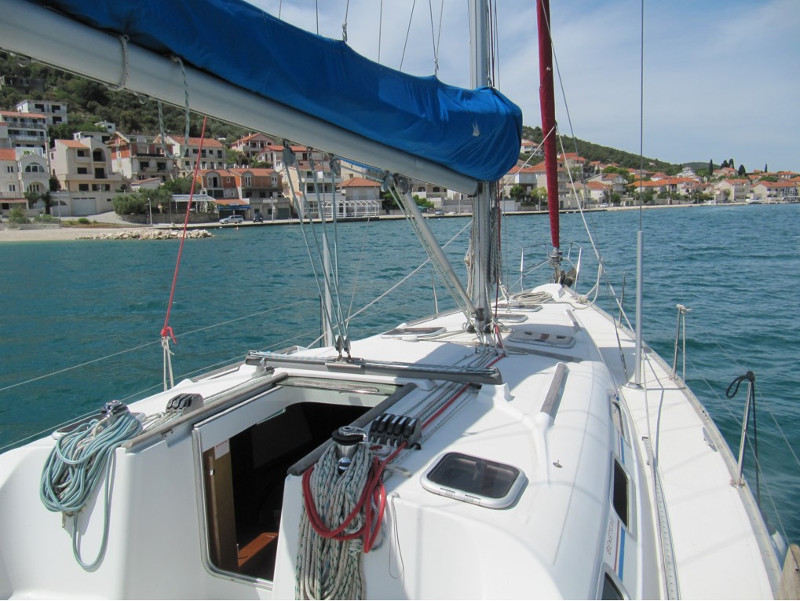 Oceanis 393 Clipper — photo 8