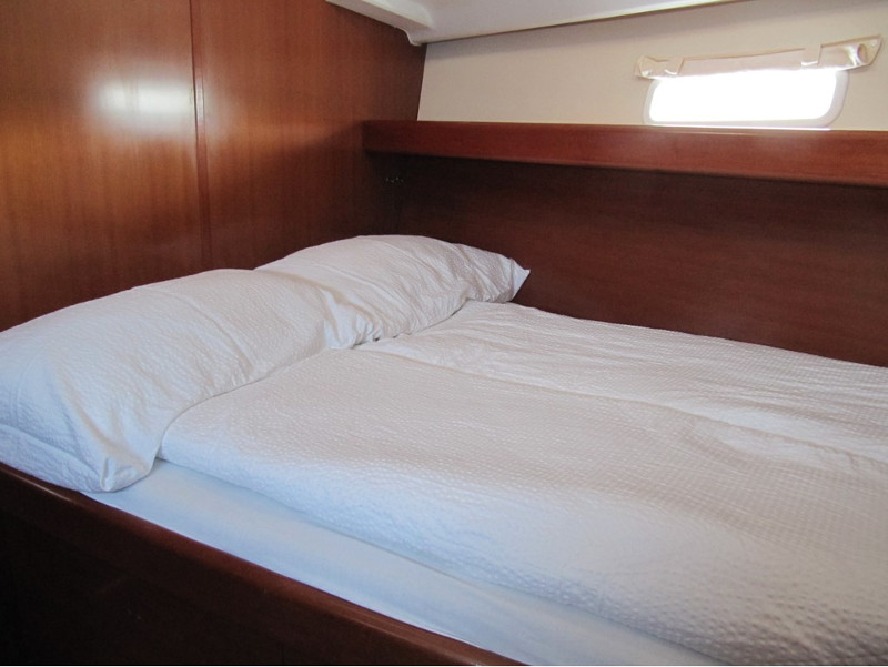 Oceanis 393 Clipper — photo 4
