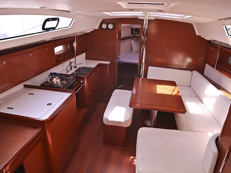 Oceanis 40 — photo 2