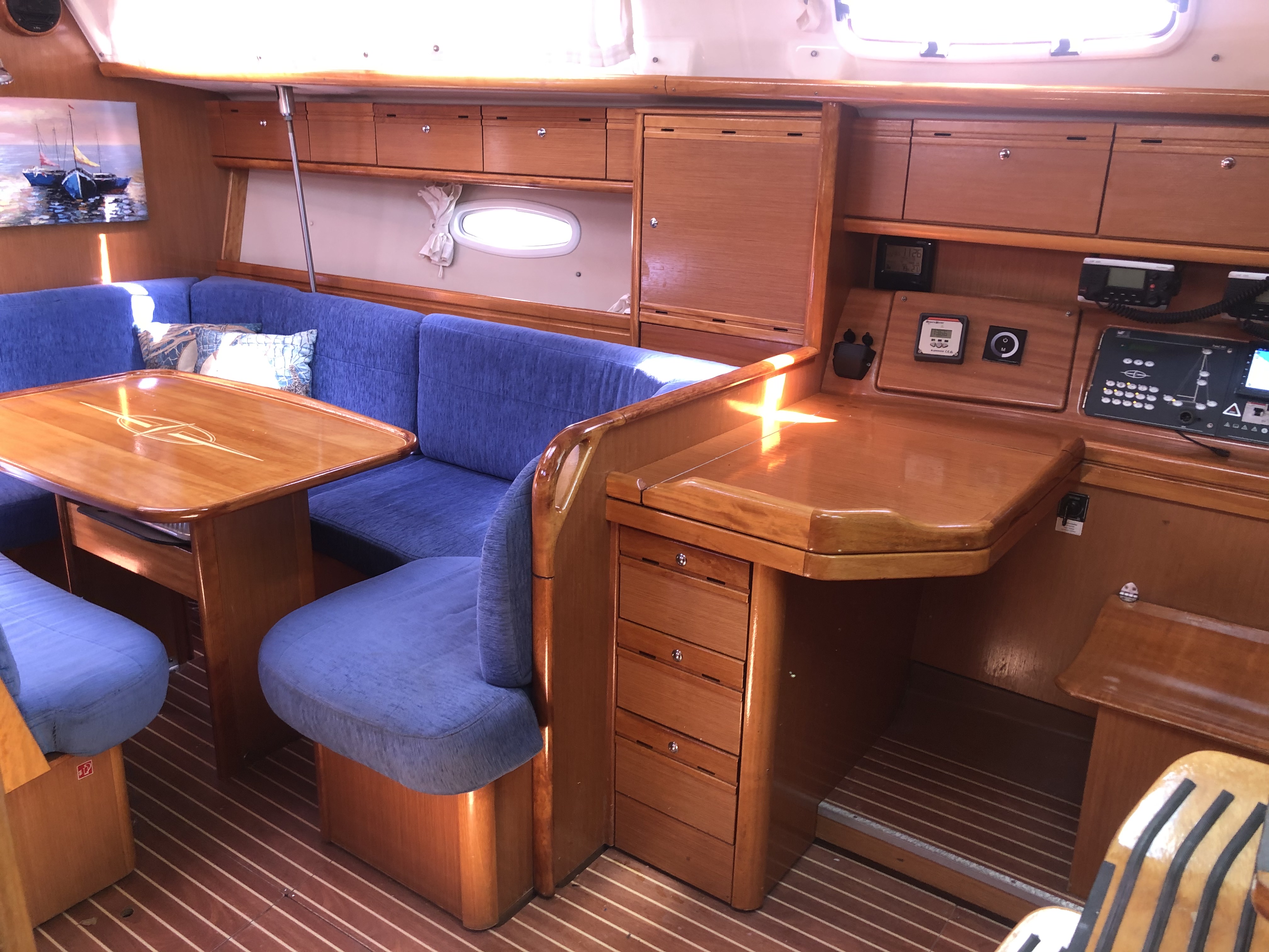BAVARIA 40 CRUISER — photo 896