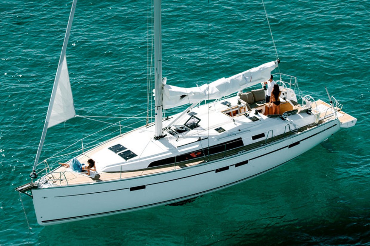Bavaria 46 Cruiser — photo 16