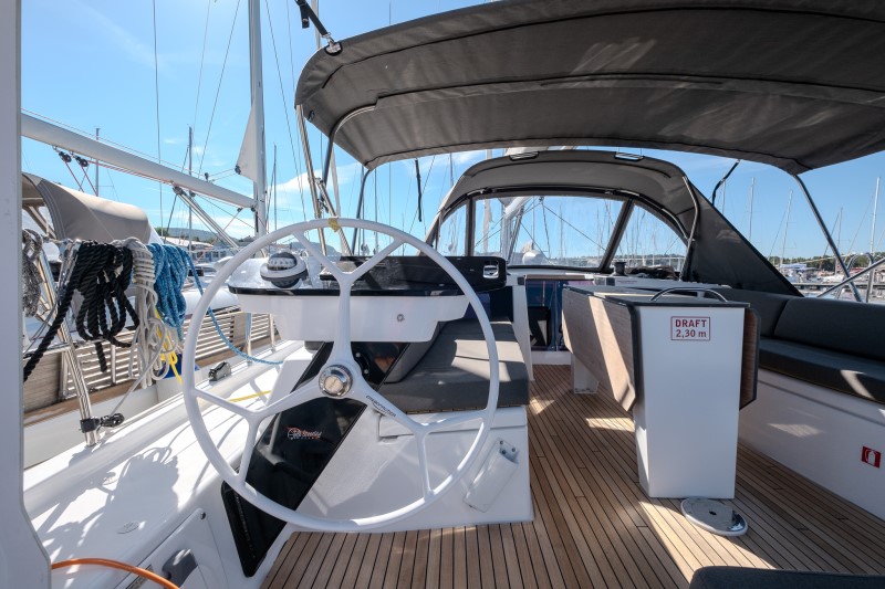 Dufour 41 GL — photo 8