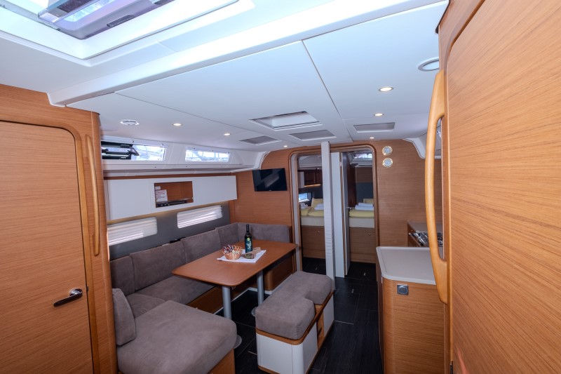 Dufour 41 GL — photo 24