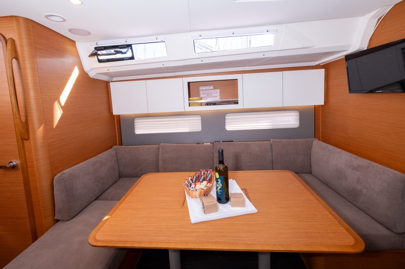Dufour 41 GL — photo 23