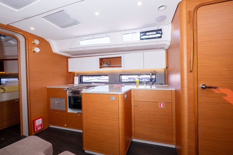 Dufour 41 GL — photo 30