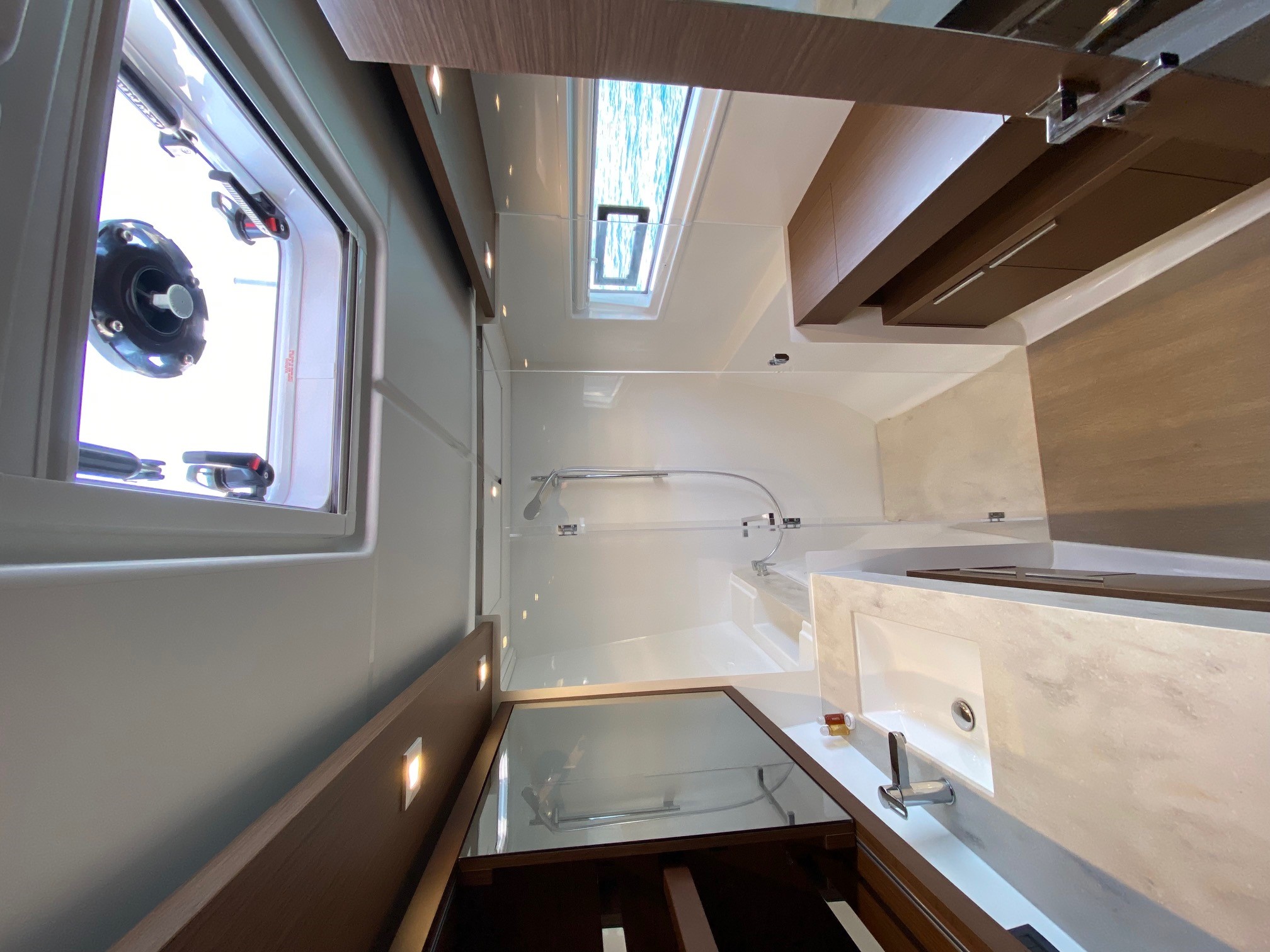 Lagoon 46 owner version — photo 12