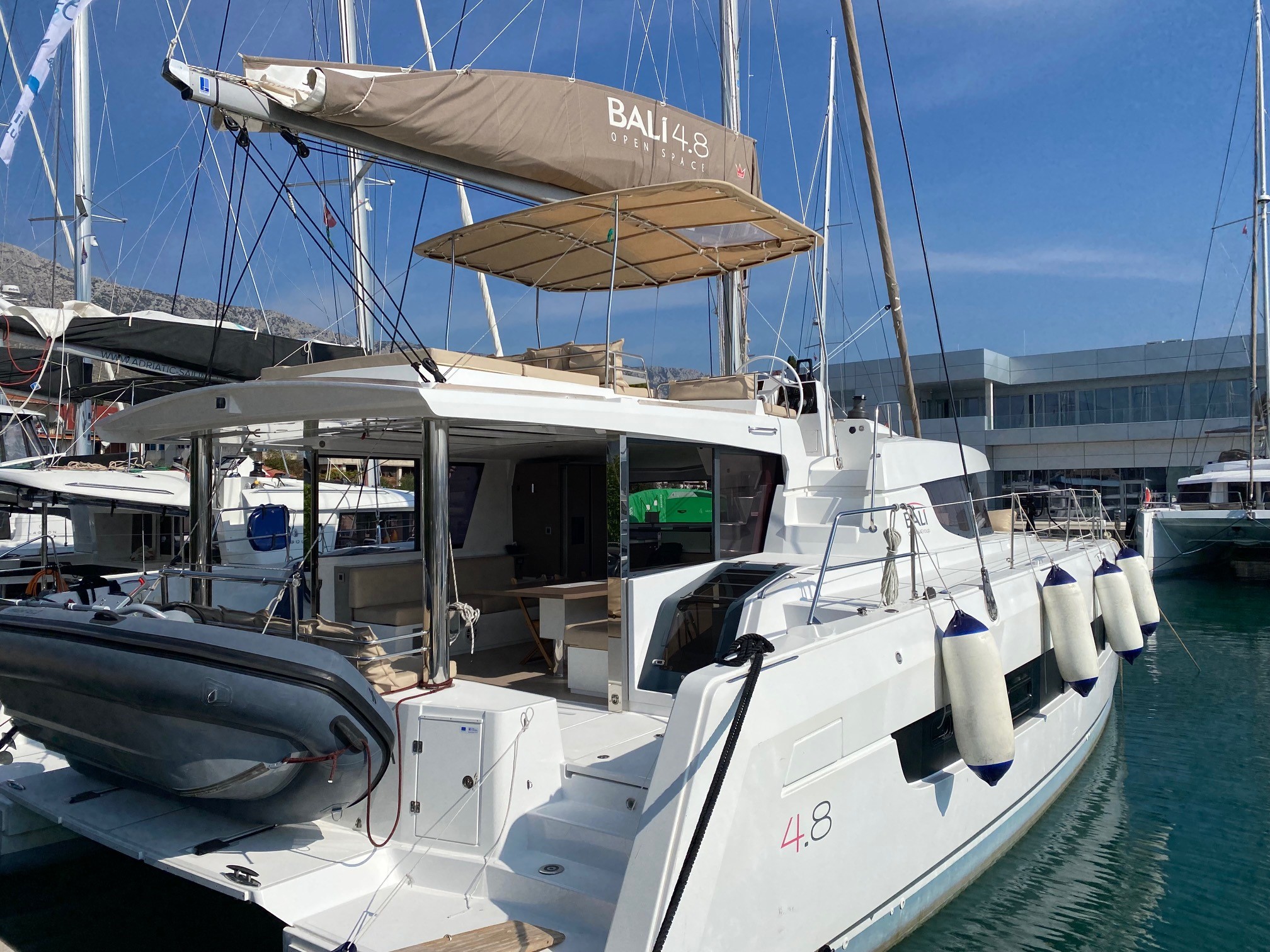 Bali 4.8 — photo 1