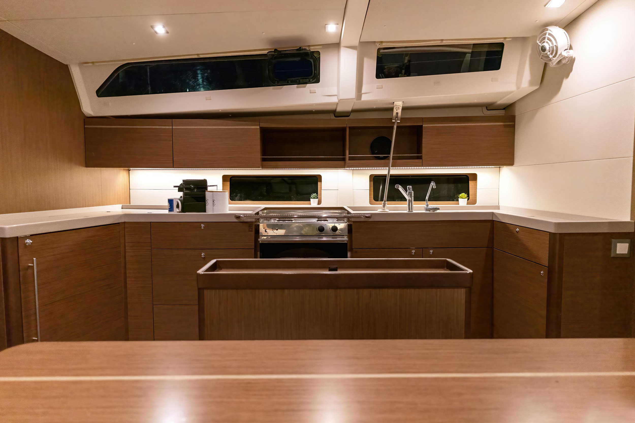 Oceanis 46.1 — photo 12
