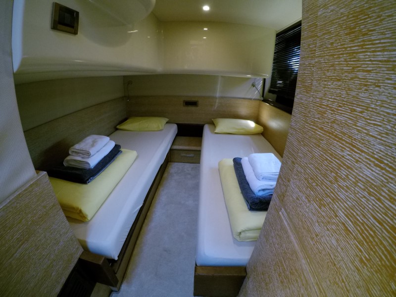 Azimut 47 Fly — photo 17