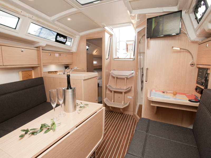 Bavaria Cruiser 34 Style — photo 6