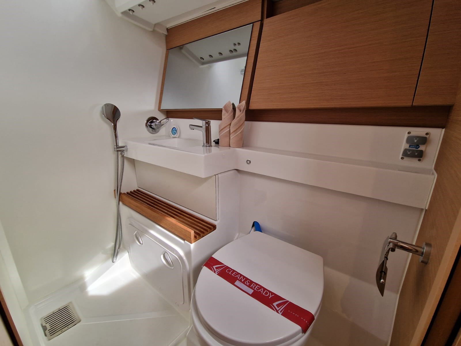 JEANNEAU SO 440 — photo 13