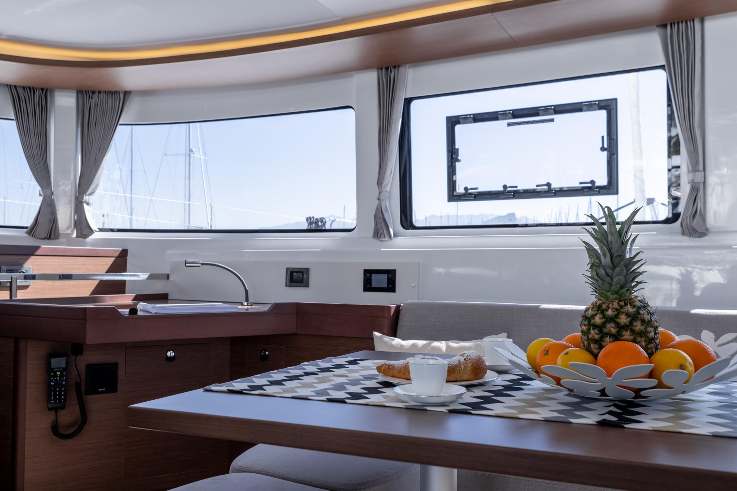 Lagoon 46 — photo 18