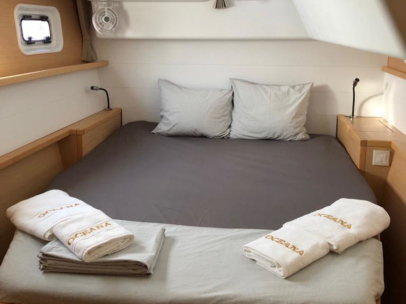 Lagoon 450 Flybridge — photo 7