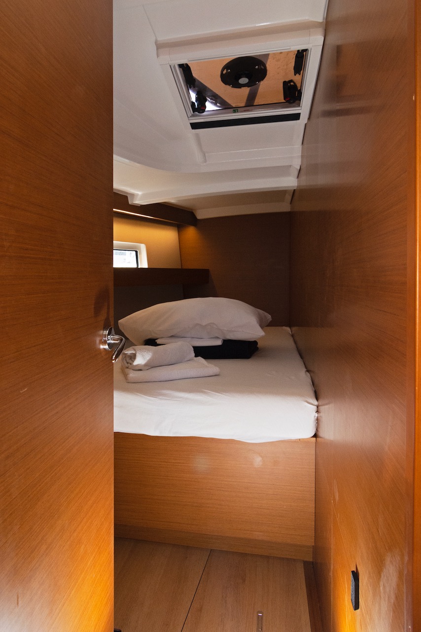 Sun Odyssey 440 — photo 4