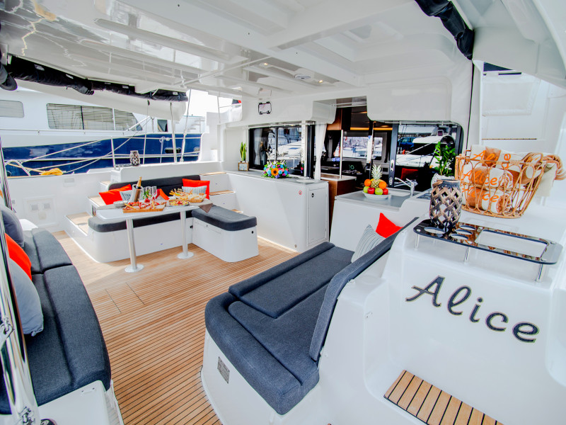 Lagoon 46 — photo 12