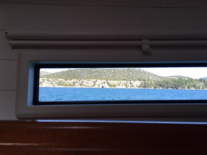Bavaria Cruiser 37 — photo 32