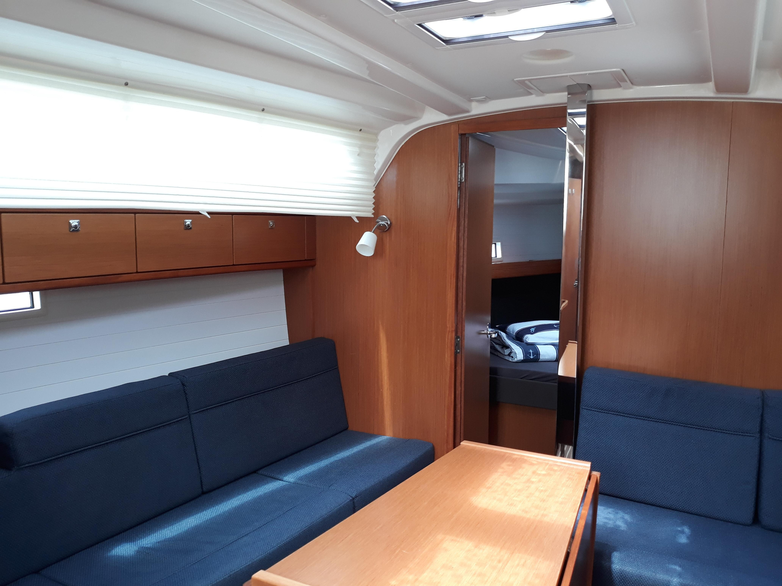 Bavaria Cruiser 37 — photo 5