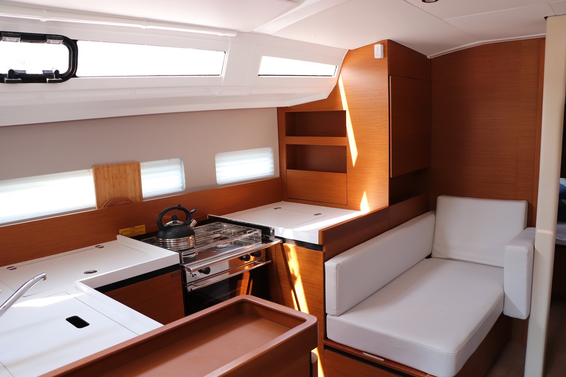 Sun Odyssey 410 — photo 10