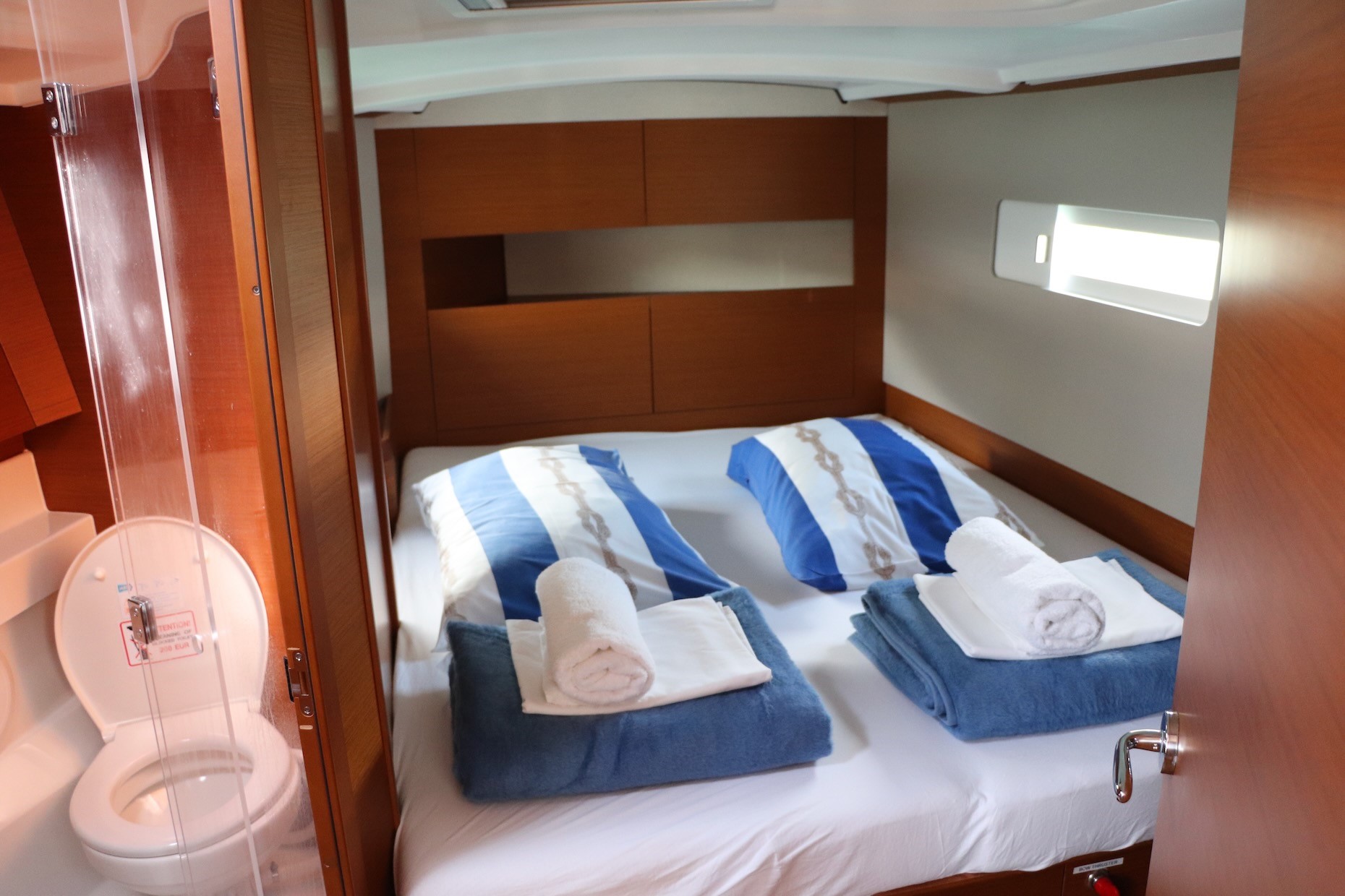 Sun Odyssey 410 — photo 3