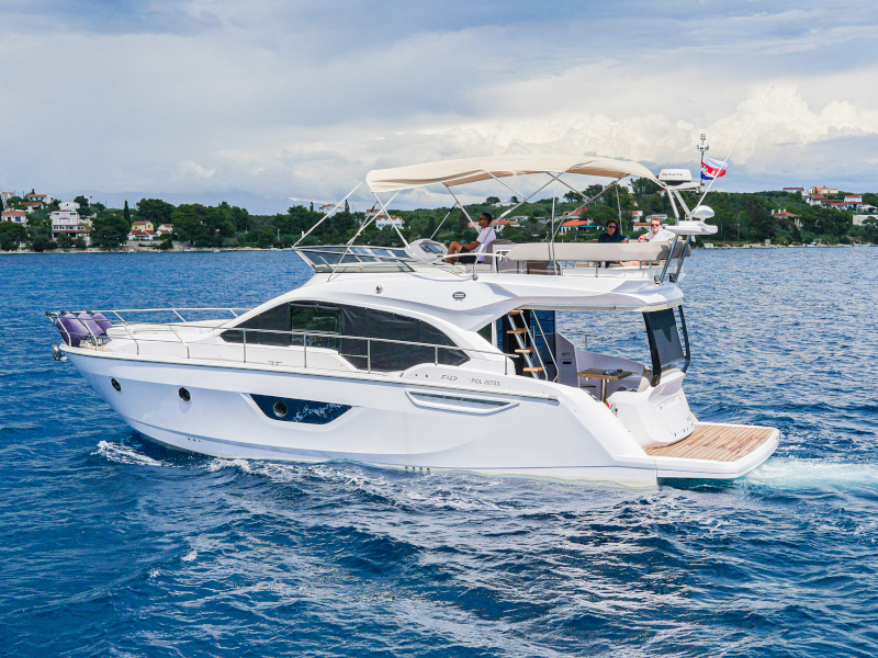 Sessa Fly 47 — photo 29