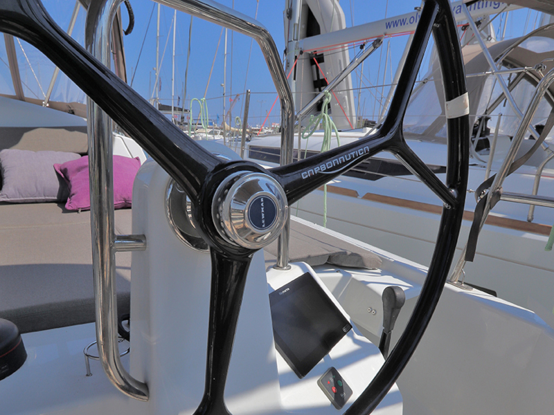 Sun Odyssey 440 — photo 7