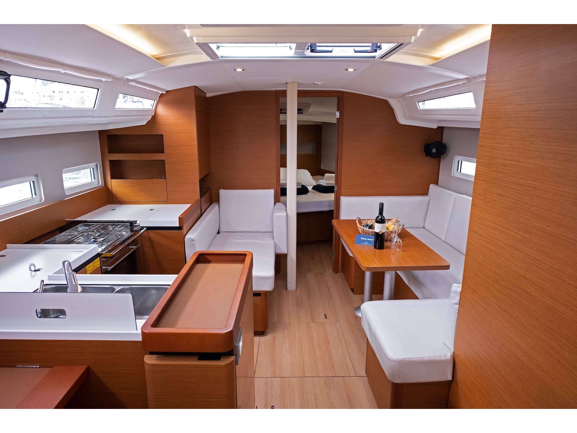 Sun Odyssey 410 — photo 4