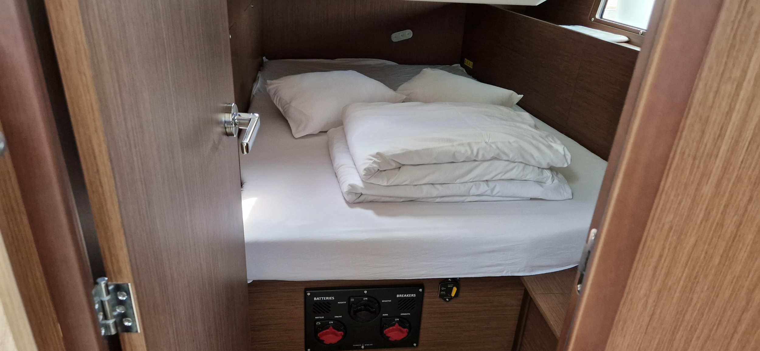 Oceanis 40.1 — photo 9