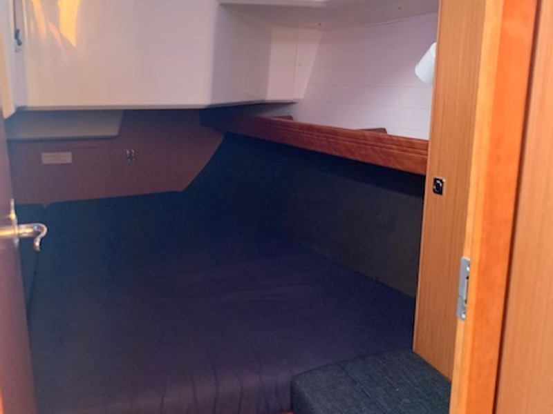 Bavaria 37 Cruiser — photo 2