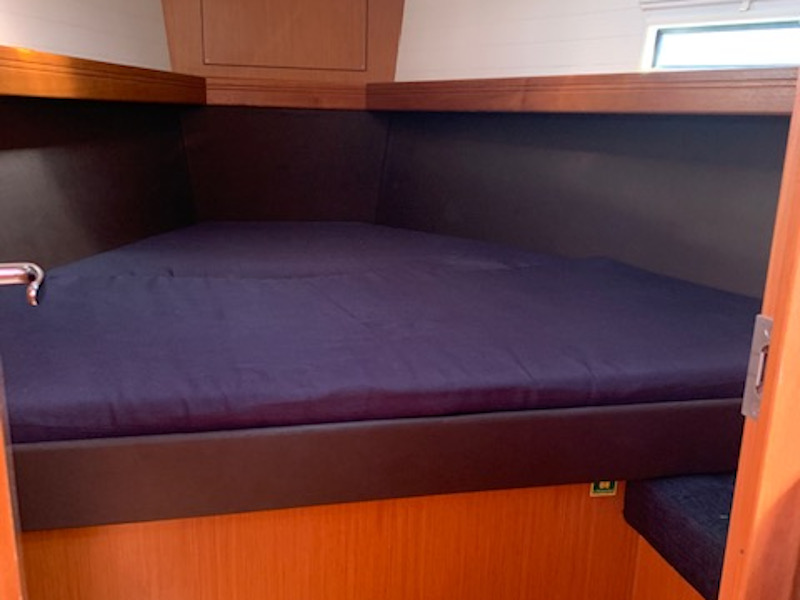 Bavaria 37 Cruiser — photo 5