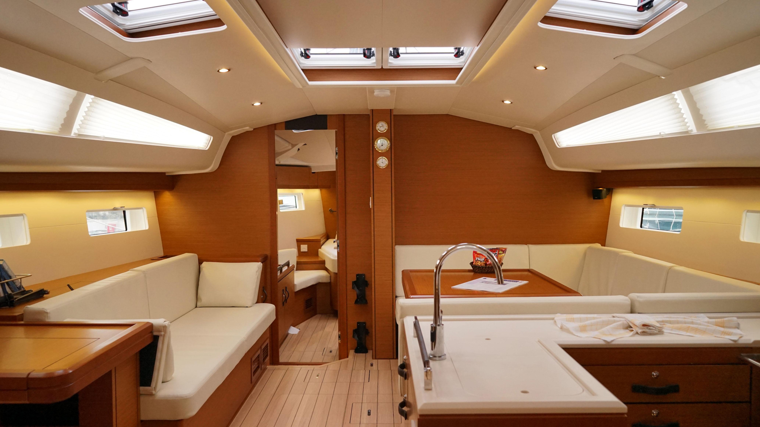 Jeanneau 51 — photo 4