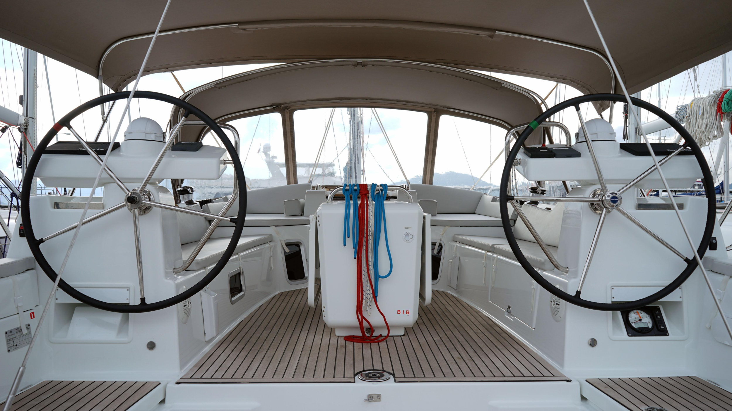 Jeanneau 51 — photo 11