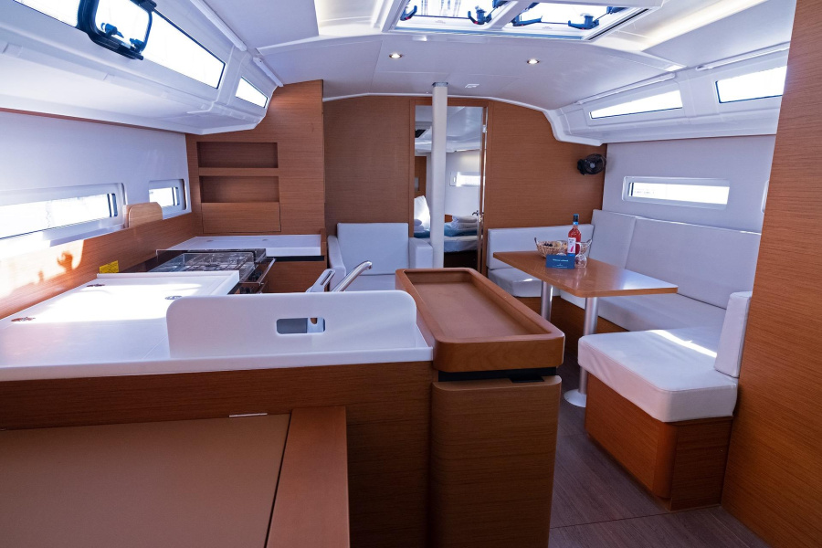 Sun Odyssey 410 — photo 11