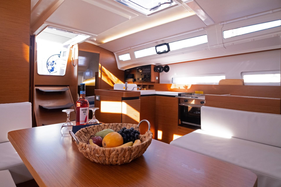 Sun Odyssey 410 — photo 12