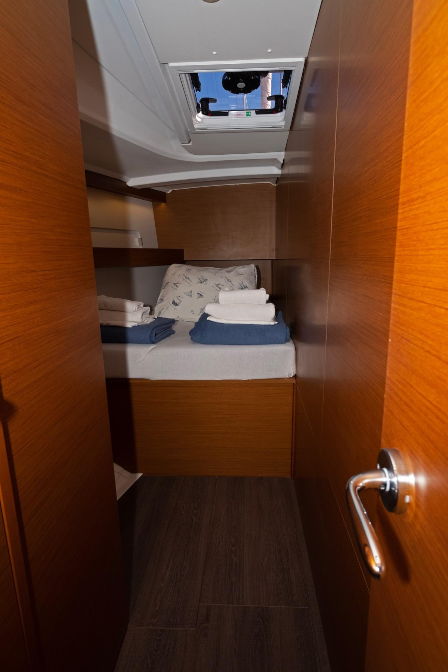 Sun Odyssey 490 "LUXE" — photo 11
