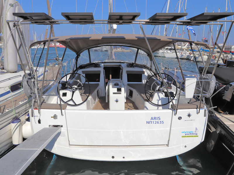 Sun Odyssey 410 — photo 2