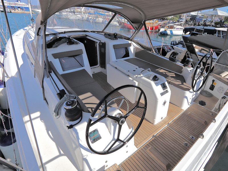 Sun Odyssey 410 — photo 16