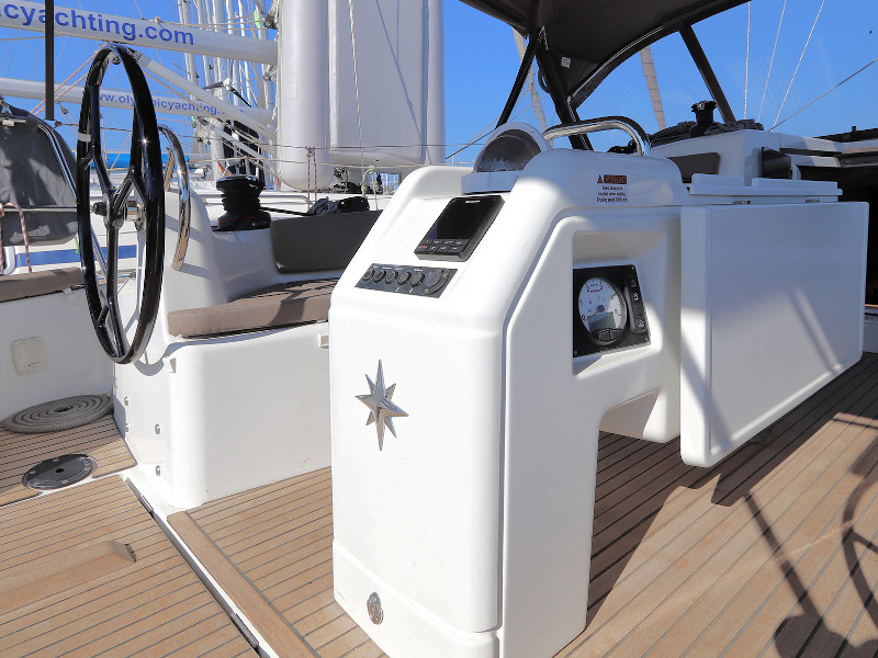 Sun Odyssey 410 — photo 8