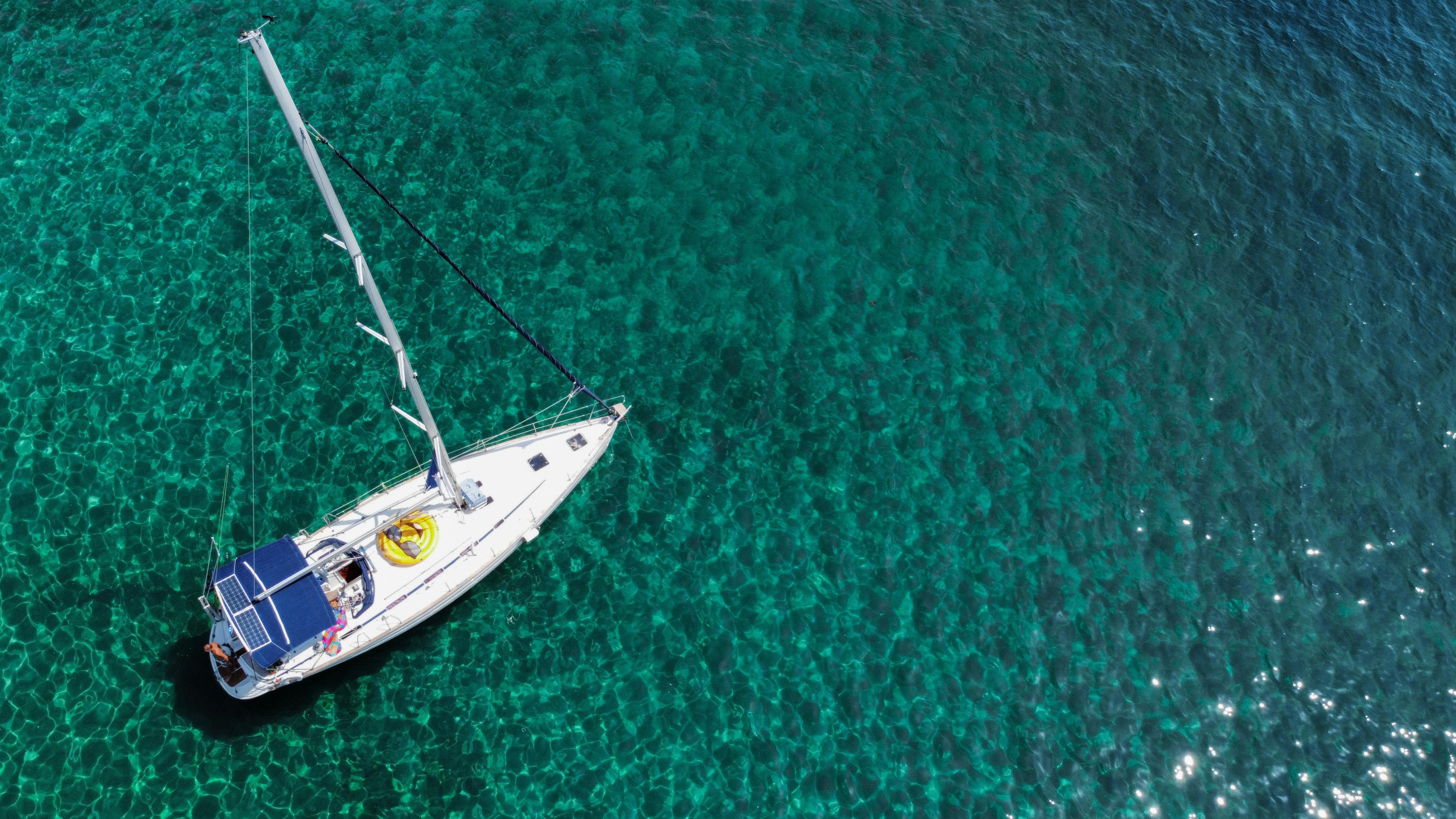 Bavaria 44 — photo 15