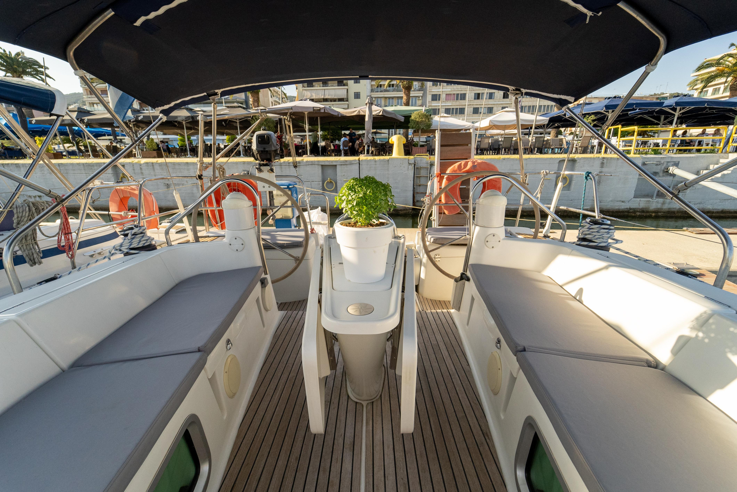 Sun Odyssey 42i — photo 18