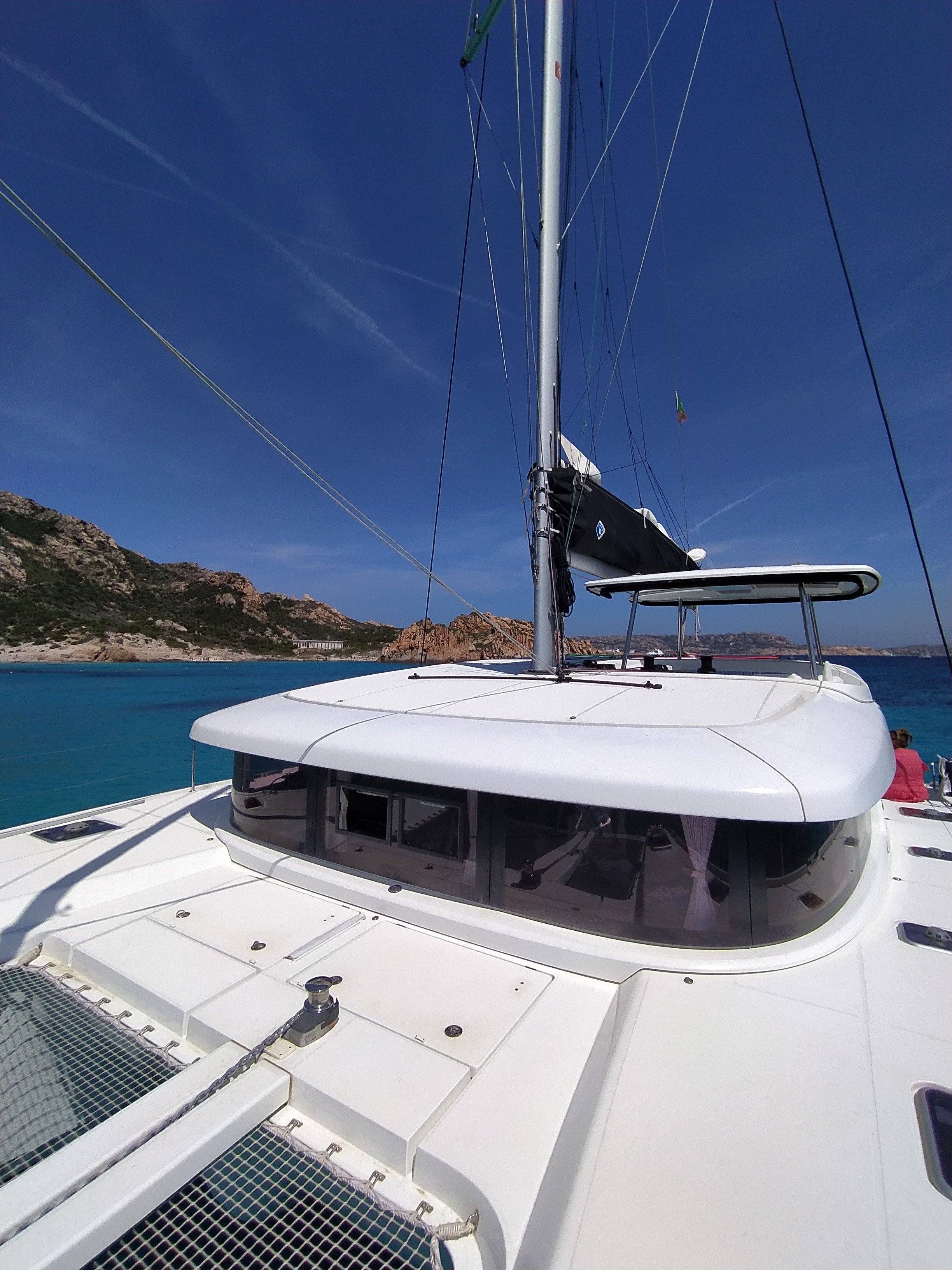 Lagoon 42 — photo 2