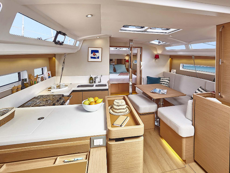 Sun Odyssey 440 — photo 5