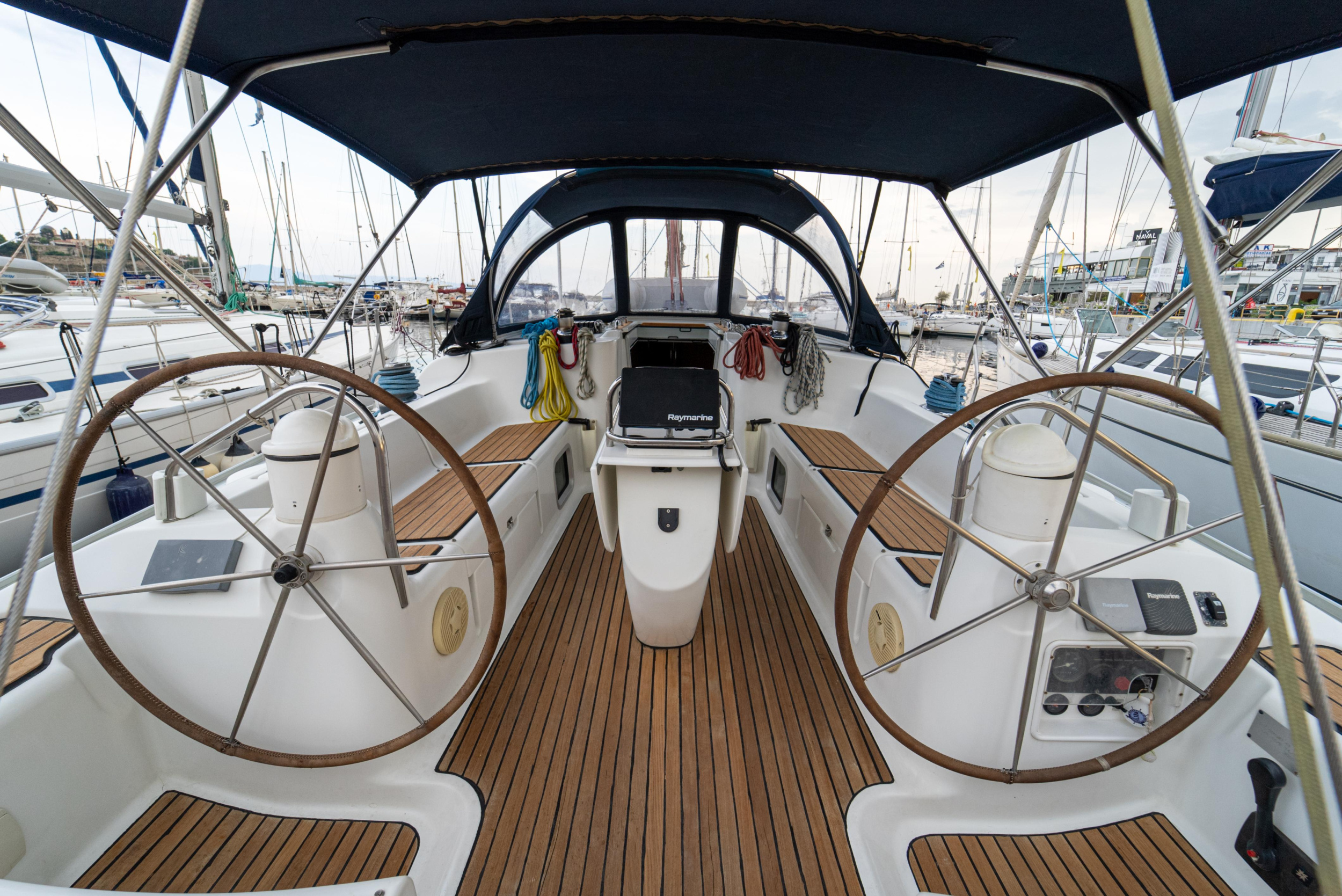 Sun Odyssey 43 — photo 22