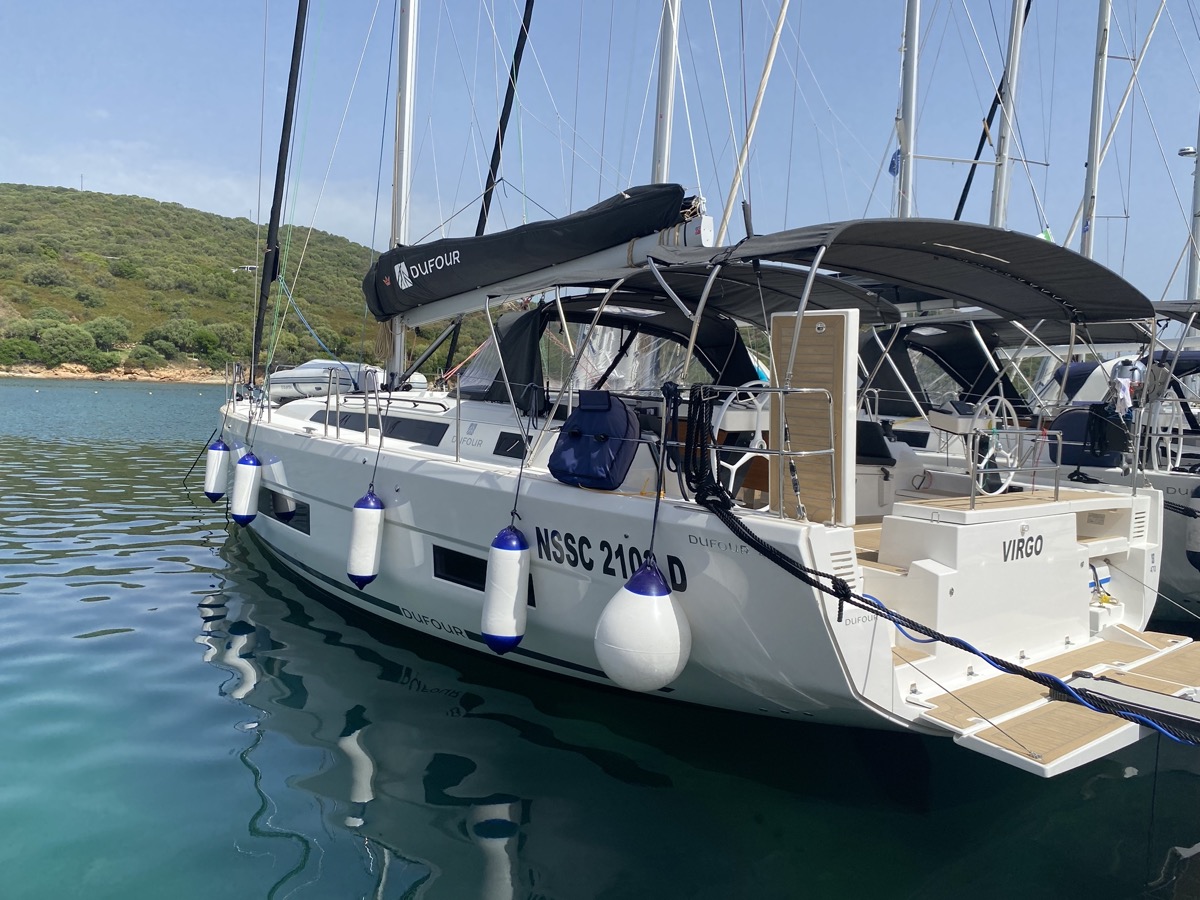 Dufour 470 — photo 1