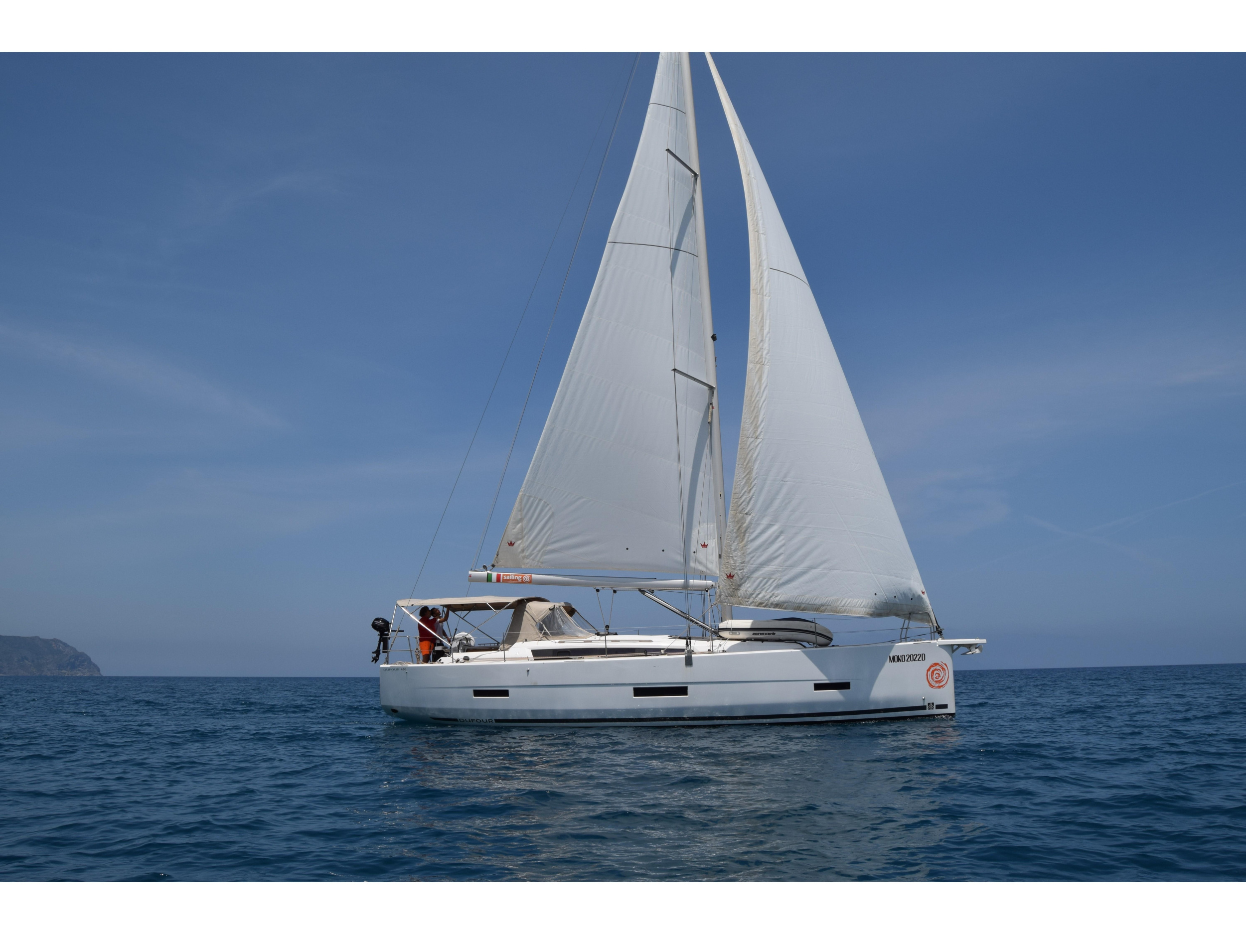 Dufour 430 — photo 1
