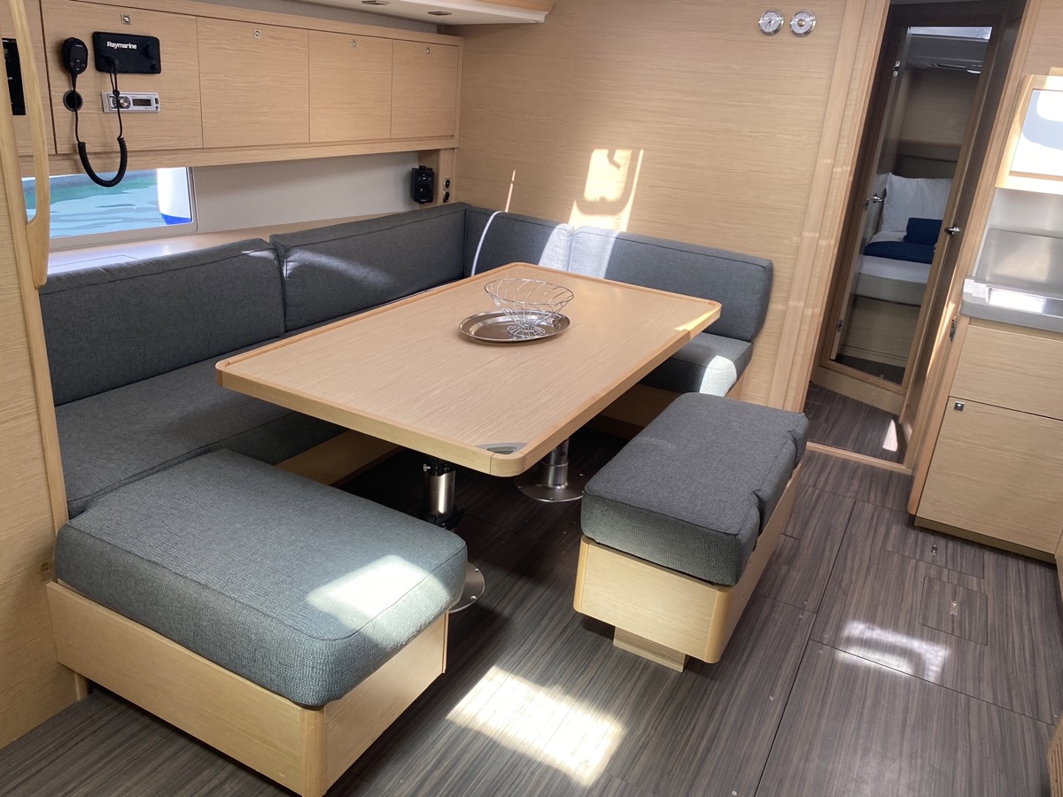 Dufour 470 — photo 10
