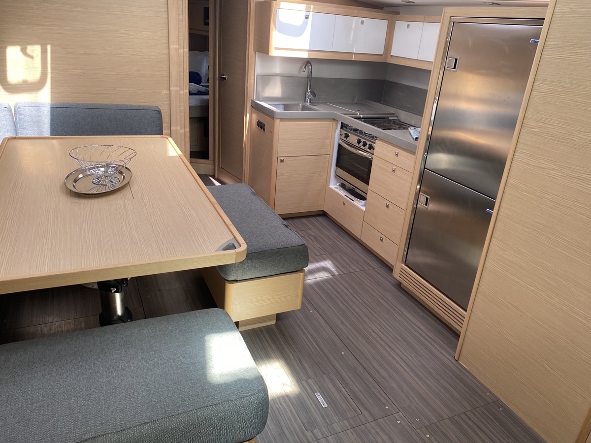Dufour 470 — photo 33
