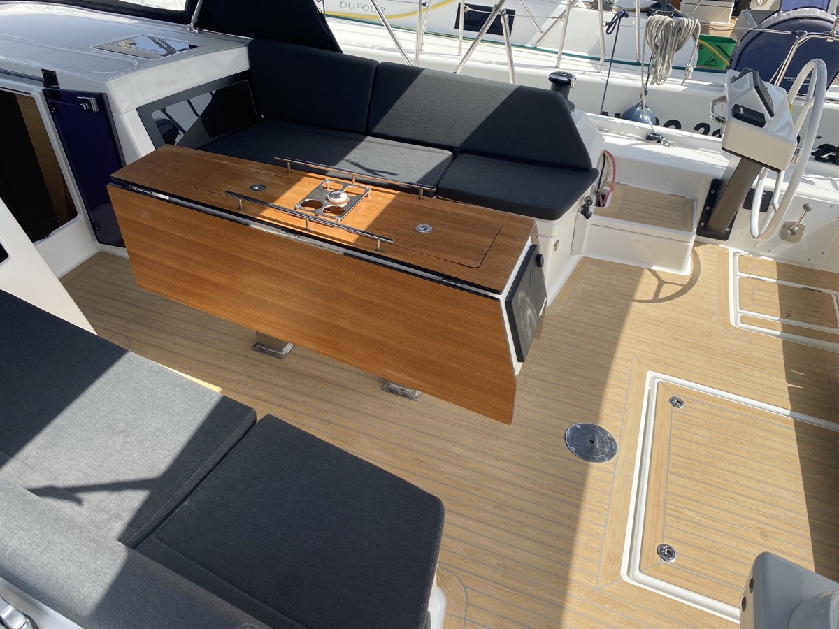 Dufour 470 — photo 20