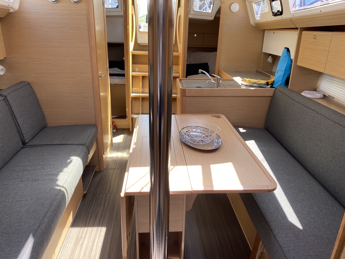 Dufour 360 Grand Large — photo 12