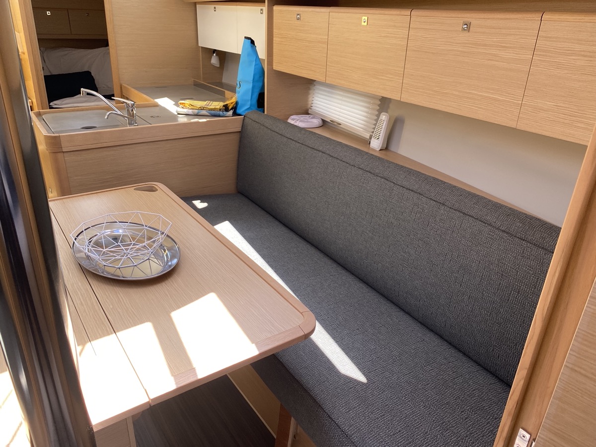 Dufour 360 Grand Large — photo 11