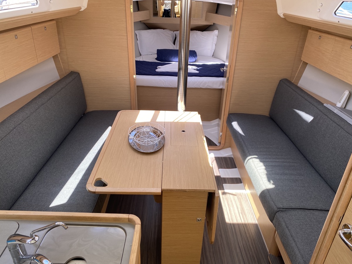 Dufour 360 Grand Large — photo 15